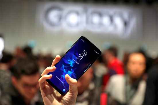 Samsung представил Galaxy S9 и S9+