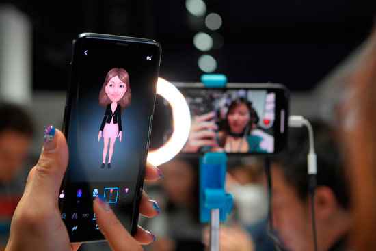 Samsung представил Galaxy S9 и S9+