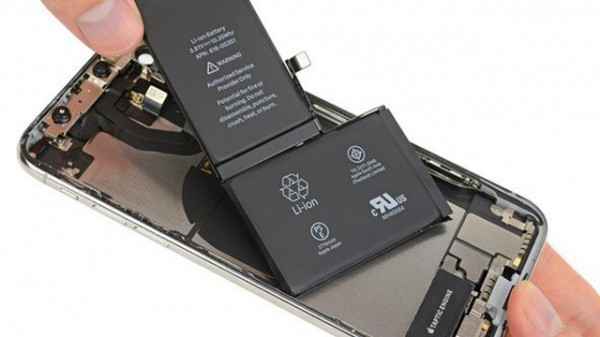 Apple начала предупреждать владельцев iPhone о неавторизованной замене батареи