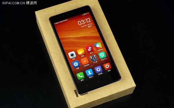 Фаблет Xiaomi стал хитом в первые минуты продаж - Xiaomi