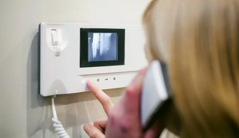 Какие ошибки чаще всего допускают при ремонте домофонов
